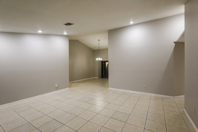 Photo - 1703 Egret Rd