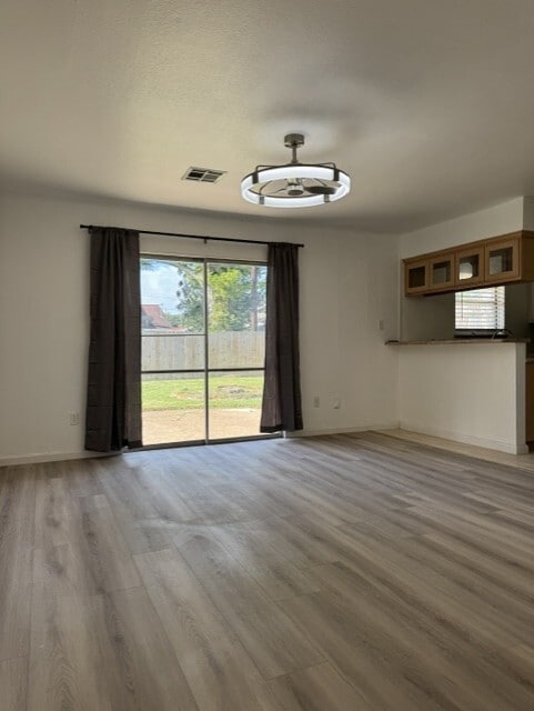 Photo - 5607 Viking Dr