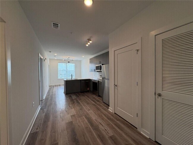 Photo - 525 Parkway Dr Unit 512