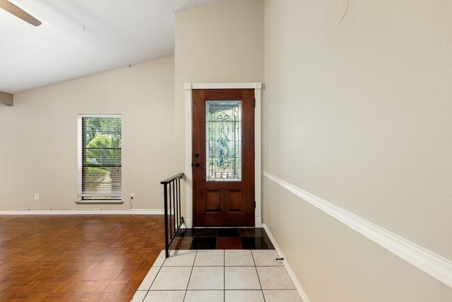 Photo - 4838 Gretna Green Dr