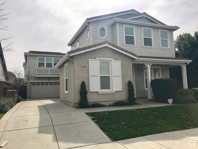 Building Photo - COMING SOON! 5 Bed, 3 Bath in Rose Garden Rental