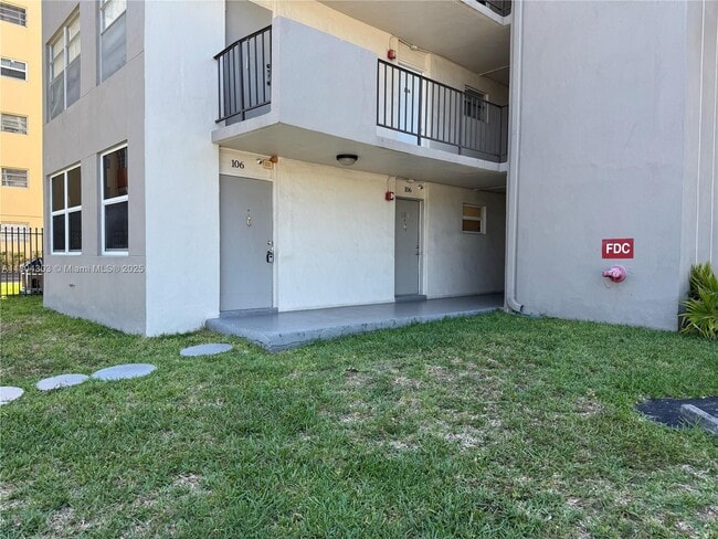 Photo - 16450 Miami Dr Condo Unit 106
