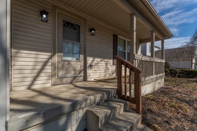 Photo - 205 Lexington Blvd