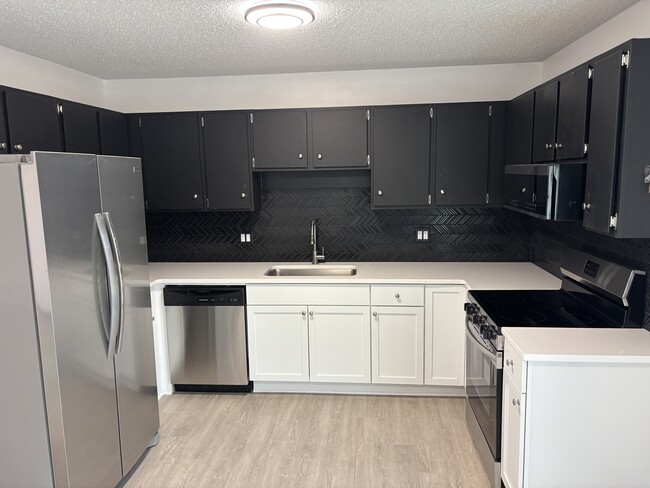 Photo - 608 Lincoln St