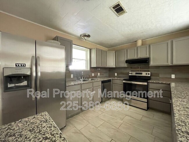 Photo - 18322 Eldon St