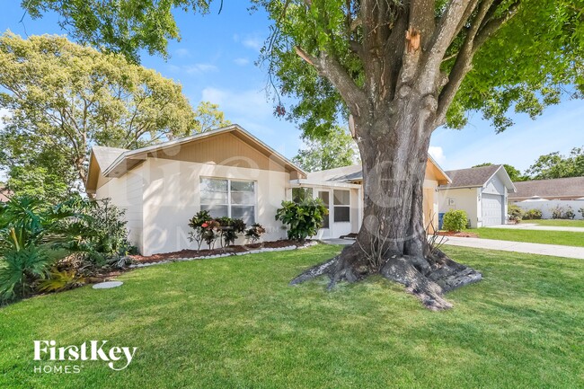 Photo - 1095 Sunshine Way SW