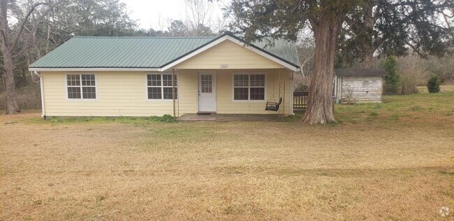 Building Photo - Main Street, Coffee Springs, AL Rental