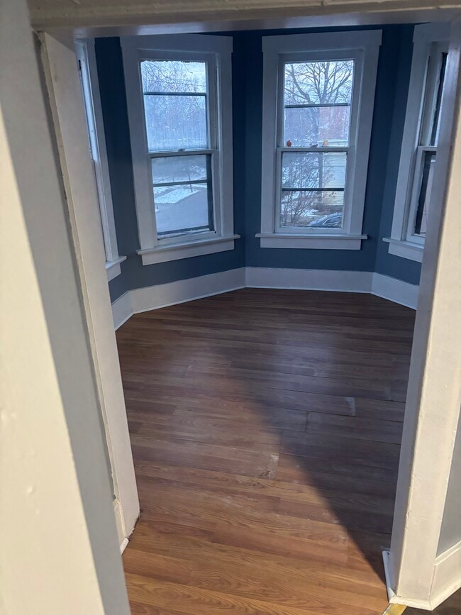 Photo - 721 Sumner St Unit 1