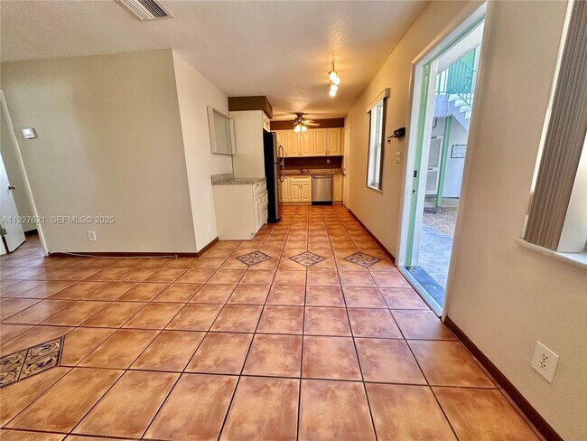 Photo - 1824 Monroe St Unidad 4