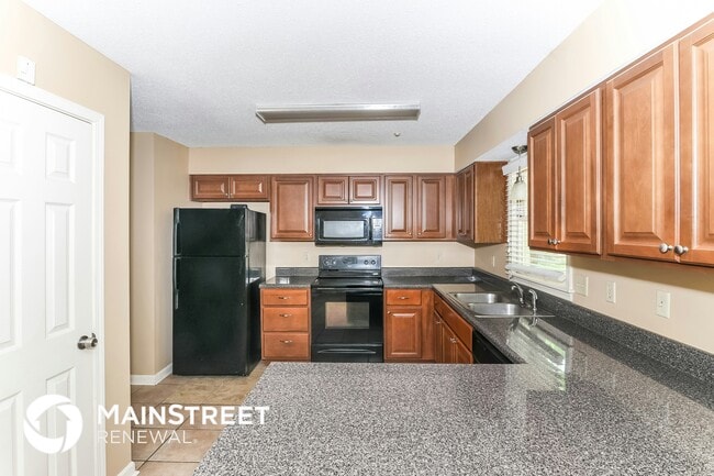 Photo - 102 Country Pl