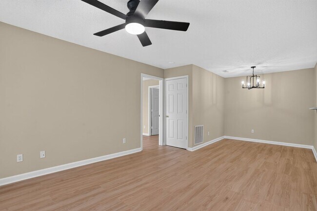 Photo - 100 Kensington Blvd Unidad 513