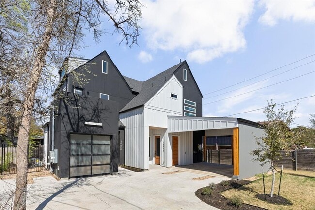 Photo - 1402 Summit St