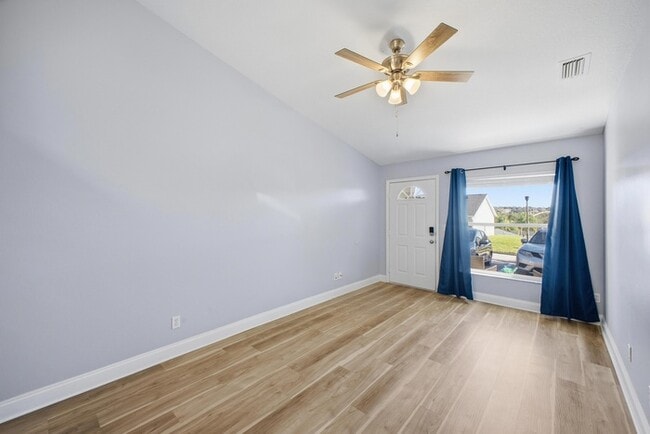 Photo - 750 S Grand Hwy