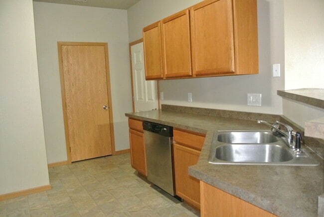 Photo - 2 Bedroom Condo!