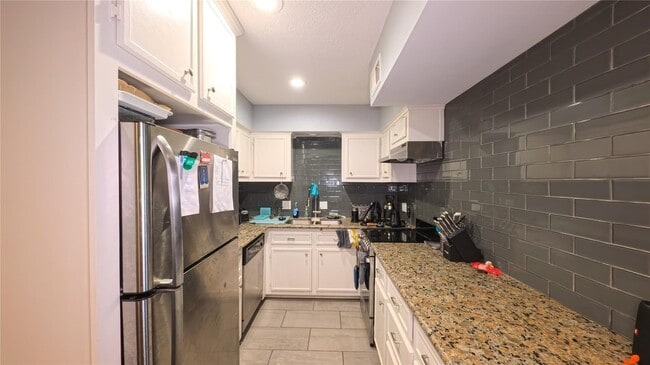 Photo - 2700 Bellefontaine St Unit A25