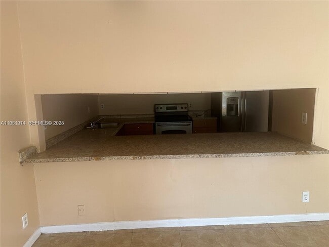 Photo - 948 SW 74th Ave