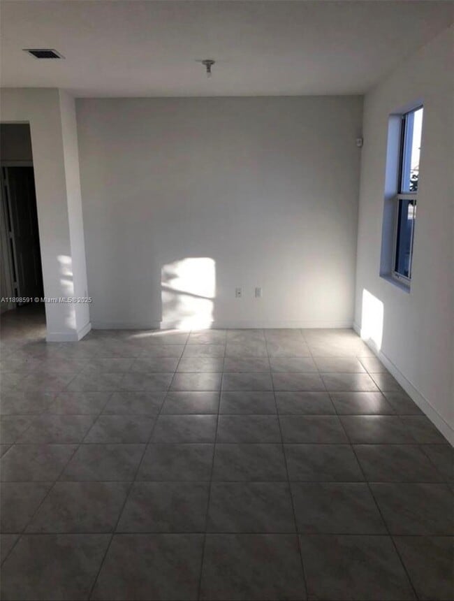 Photo - 24340 SW 117th Ave