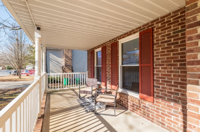 Building Photo - 2119 Flint Glenn Ln Unit 1B Rental