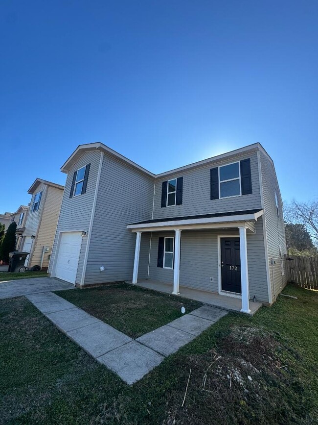 Building Photo - 172 Cloverbrook Dr