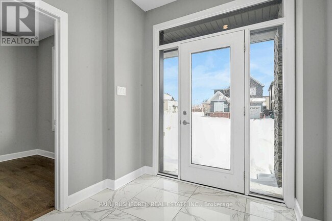 Photo - 147 Aquarium Ave