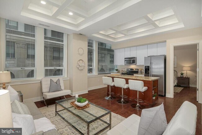 Photo - 1501 Locust St