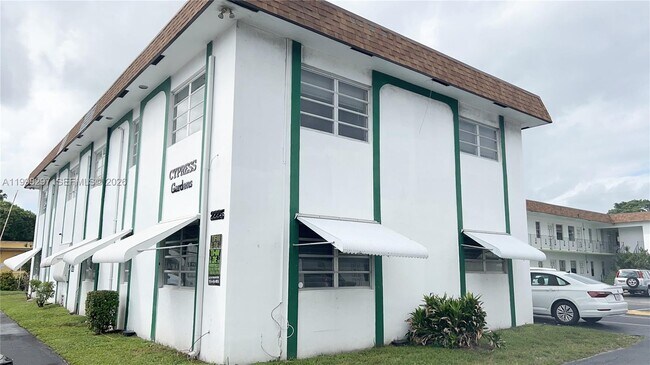 Photo - 2225 Polk St Unit 6B