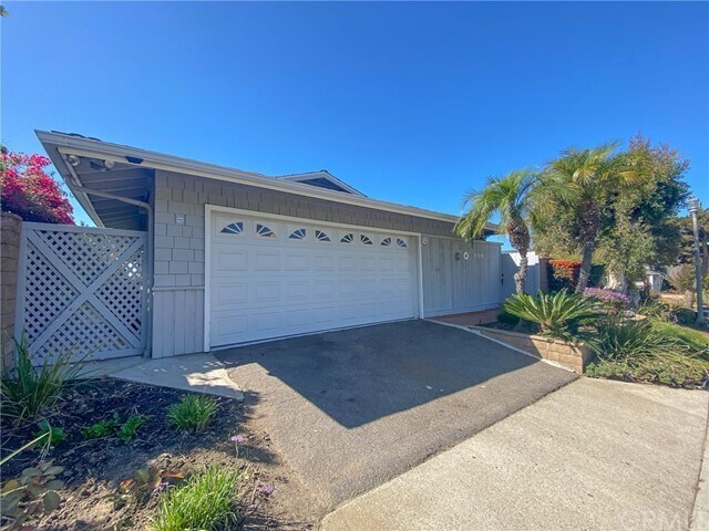 Photo - 2719 Via Arboleda