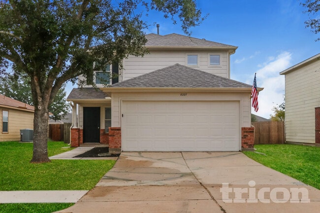 Building Photo - 8227 Radial Ct