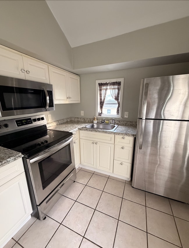 Photo - 405 S Boyd St Unit B