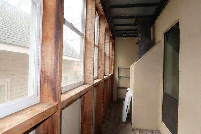 Photo - 1106 W 6th St Unidad 213