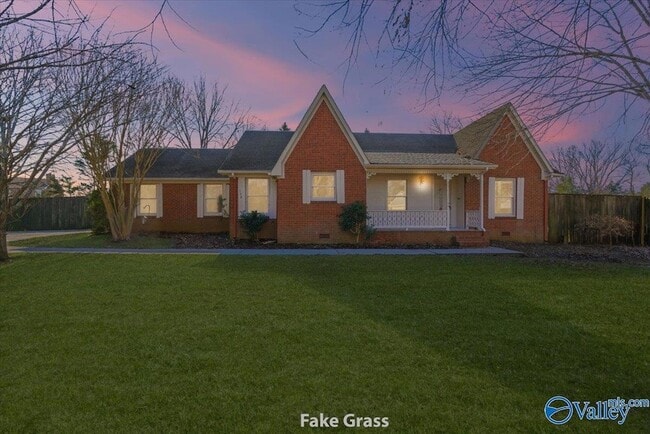 Building Photo - 104 Lindsey Ln