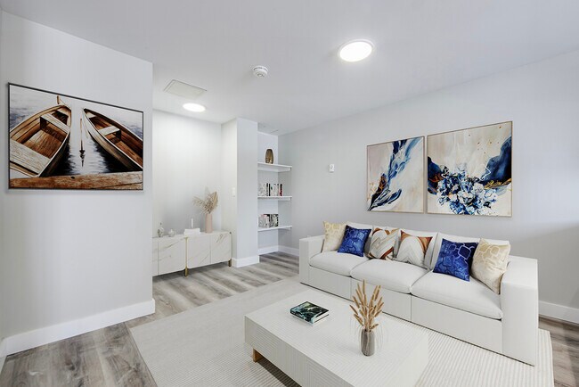 Photo - 112 Breckenridge Drive