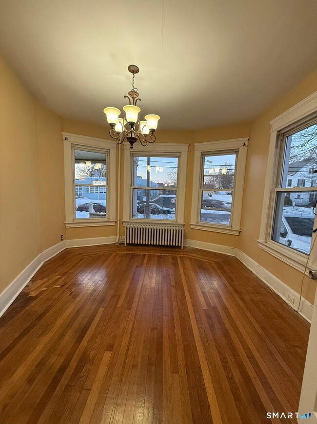 Photo - 256 Center St Unit 1