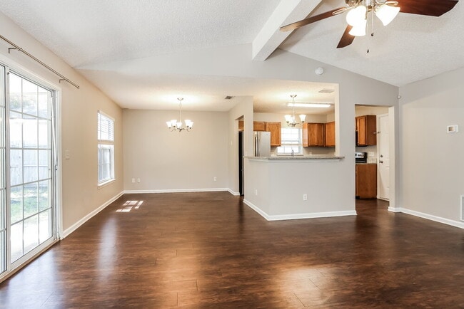 Photo - 7810 Spring Branch Dr S