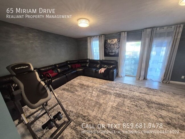 Photo - 65 Miriam Dr