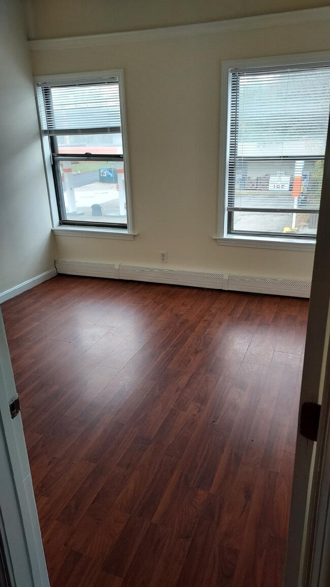 Photo - H.H. Shepard Apartments