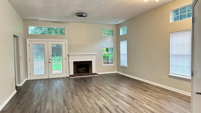 Photo - 4807 Pennant Pl