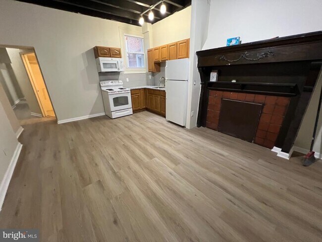 Photo - 1709 W Montgomery Ave Unit 1