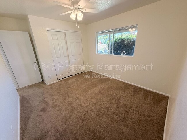 Photo - 219 Plymouth Dr Unidad A