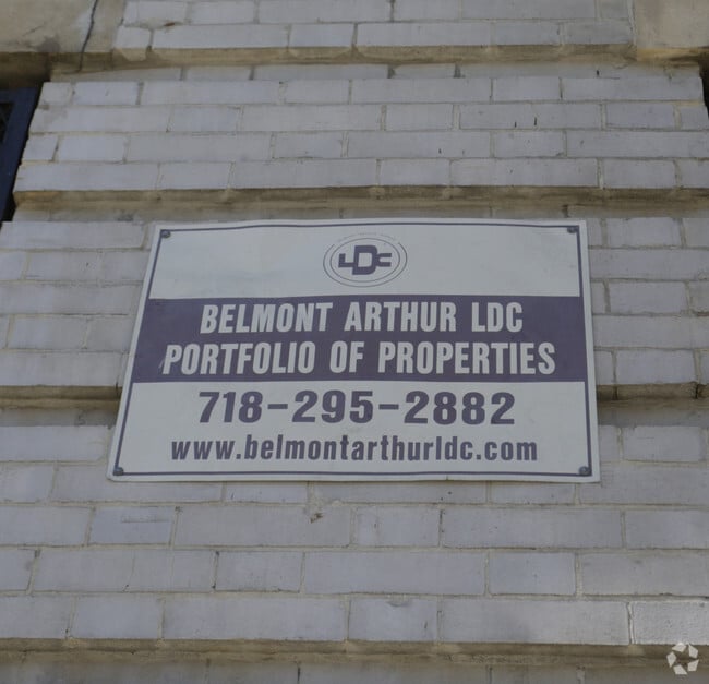 Photo - 1051-1055 College Ave