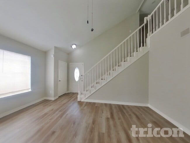 Photo - 13311 Danshire Dr