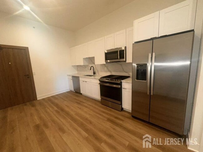 Photo - 195 Main St Unit 303