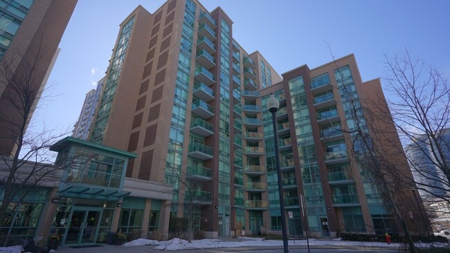 Building Photo - 9-319 Michael Power Pl