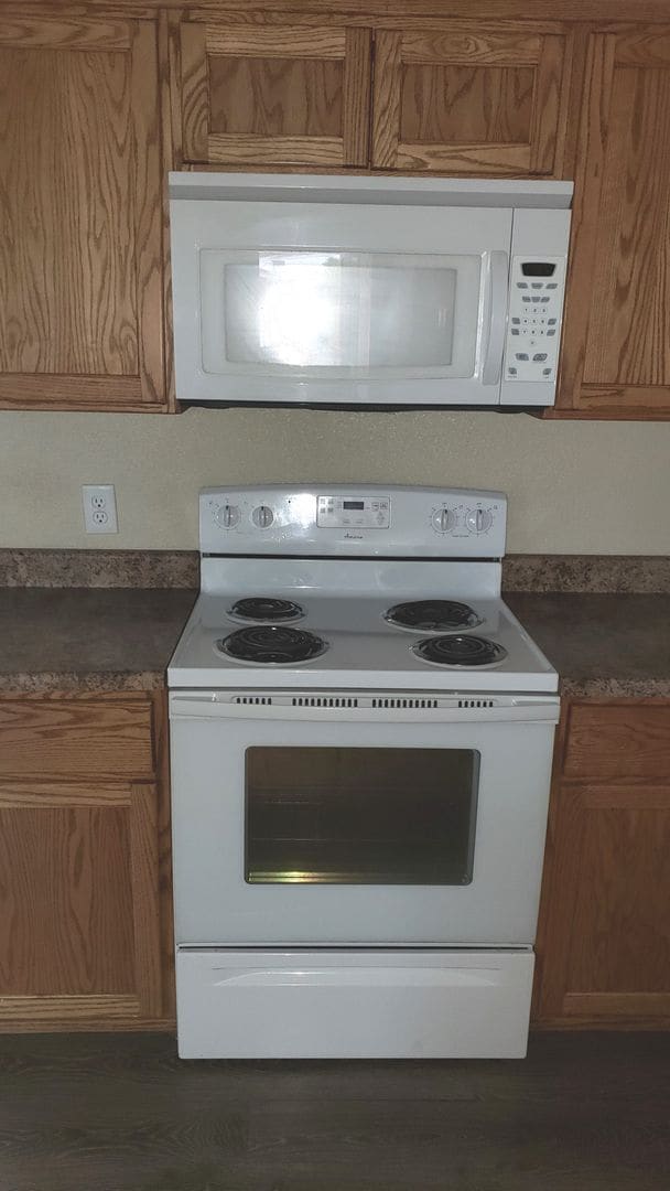 Photo - 3 bedroom Rental