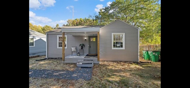 Photo - 228 Keswick Ave