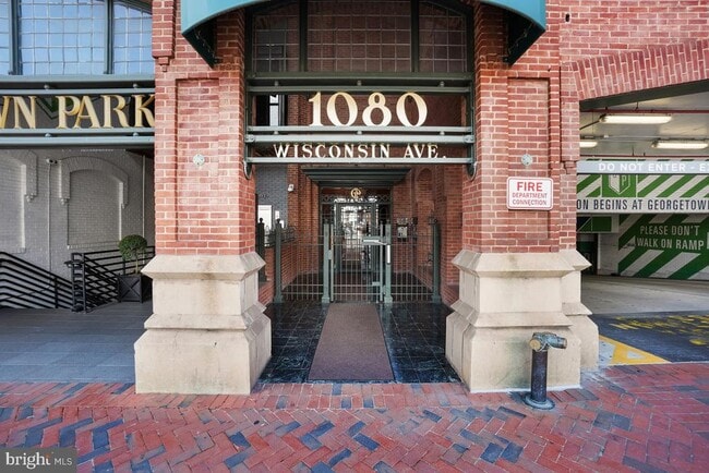 Building Photo - 1080 Wisconsin Ave NW Unit 1004