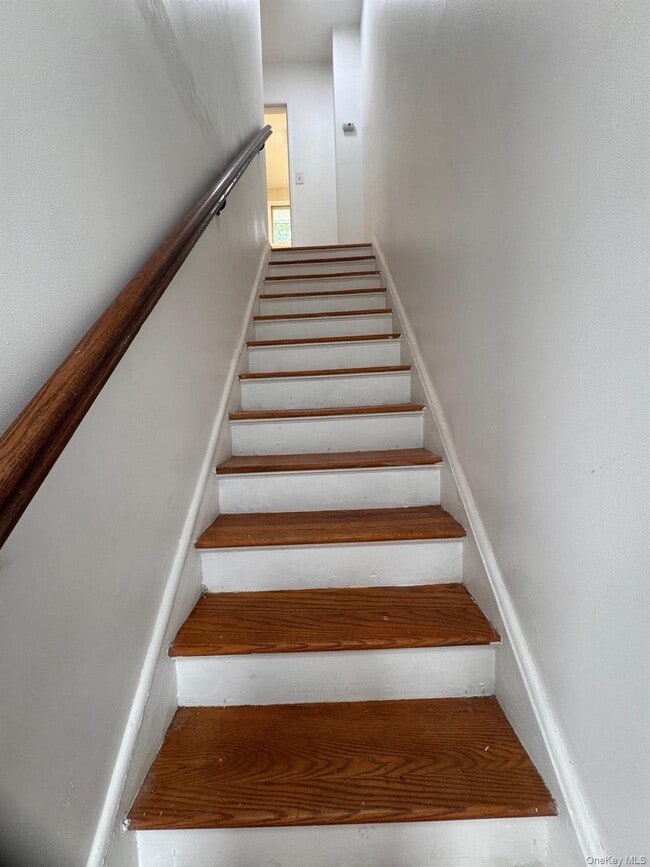 46 N Gilmore Blvd