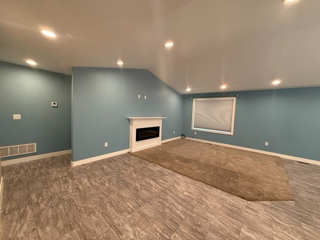 Photo - 15573 229th St