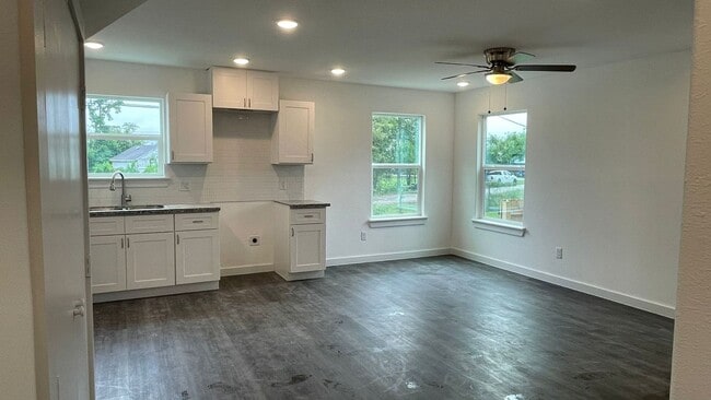 Photo - Fall in Love with This Beautiful 3-Bed Home