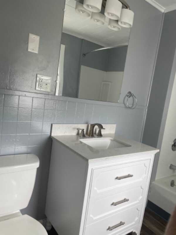 Photo - 1134 Webster Ave Unit 2